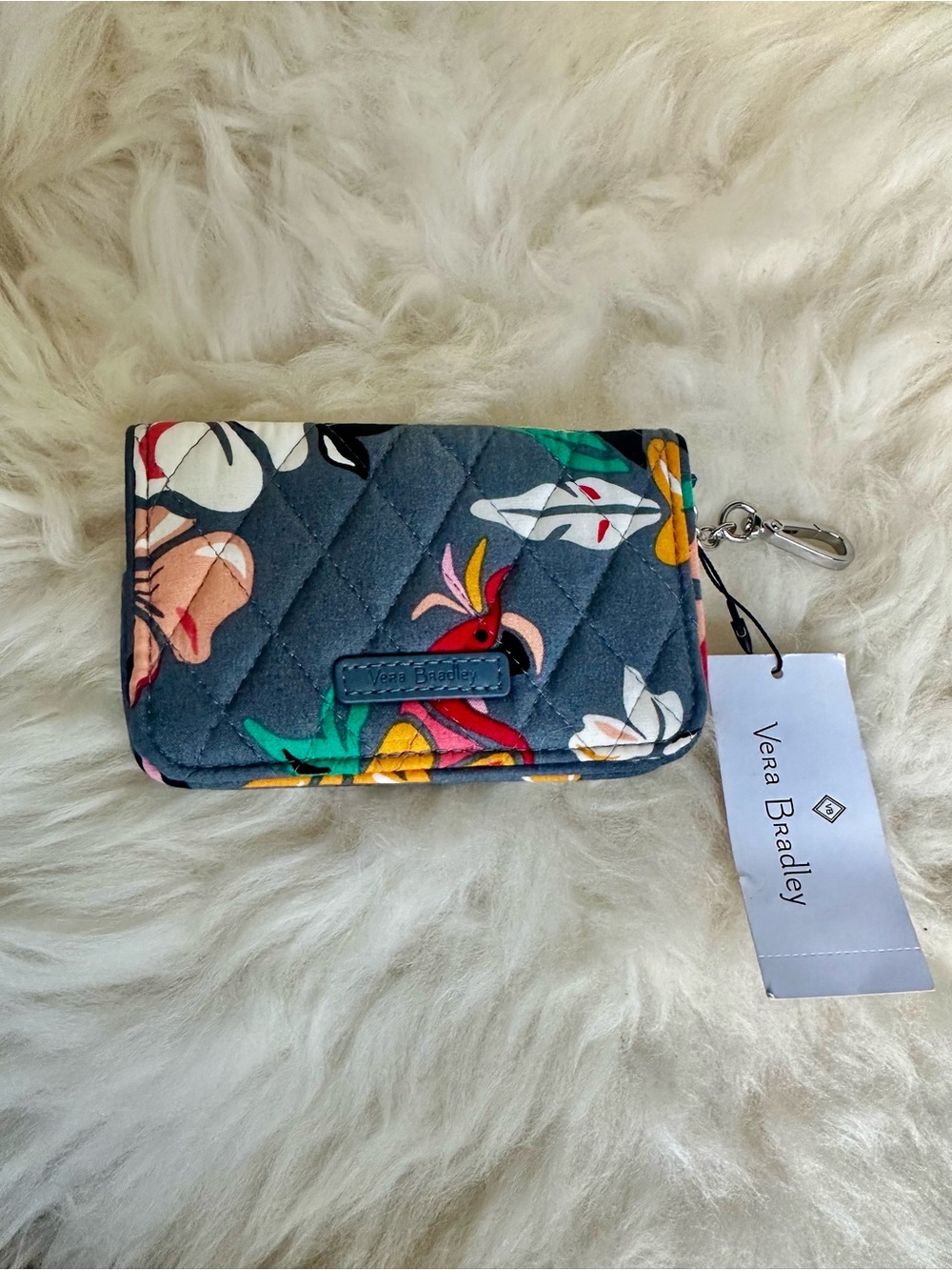 Vera Bradley NWT Quilted Floral Parrot Wallet Card Holder